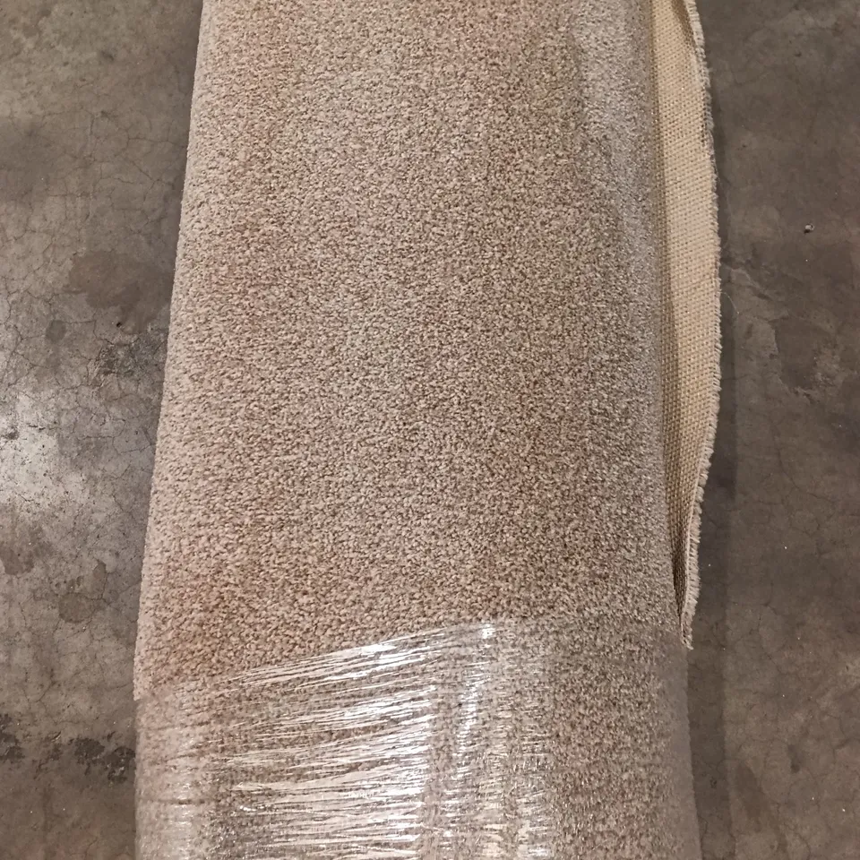 ROLL OF QUALITY TWIST HEATHERS TURNED  APPROX SIZE: 1.8M X 5.00M