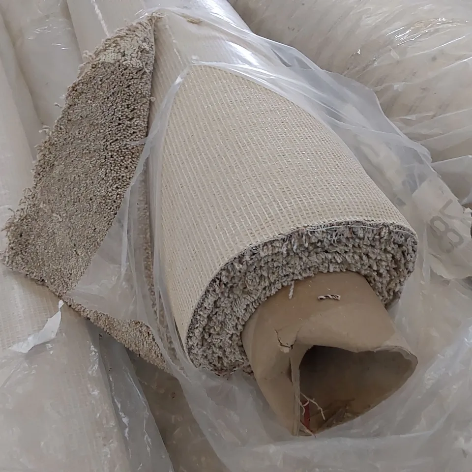 ROLL OF QUALITY KESARI TWINBACK CARPET // SIZE: APPROX. 4 X 3m