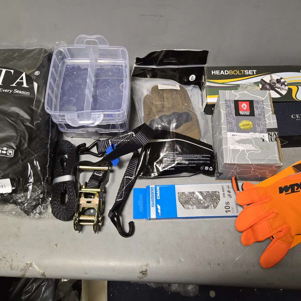 APPROXIMATELY 10 ASSORTED TOOLS AND AUTO PARTS TO INCLUDE BEXITA CAR COVER, SHIMANO CHAIN, AND KTM GLOVES 2XL ETC. 