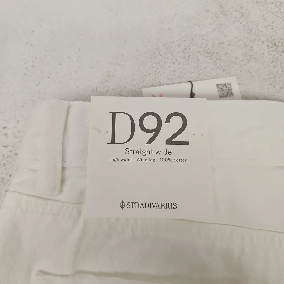 STRADIVARIUS WHITE D92 STRAIGHT WIDE-LEG HIGH-WAIST TROUSERS – UK 6 (EU 34) – 100% COTTON