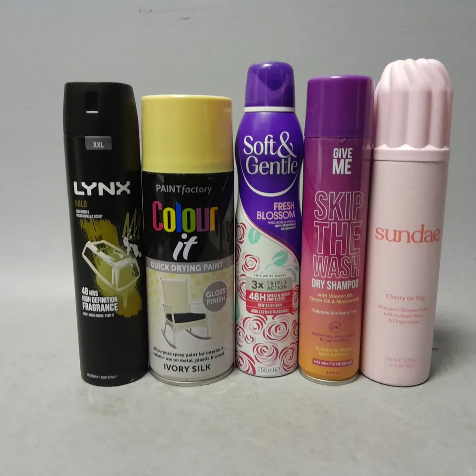 APPROXIMATELY 15 ASSORTED AEROSOLS TO INCLUDE - SHOWER FOAM , GIVE ME DRY SHAMPOO , SOFT & GENTLE DEODORANT ETC