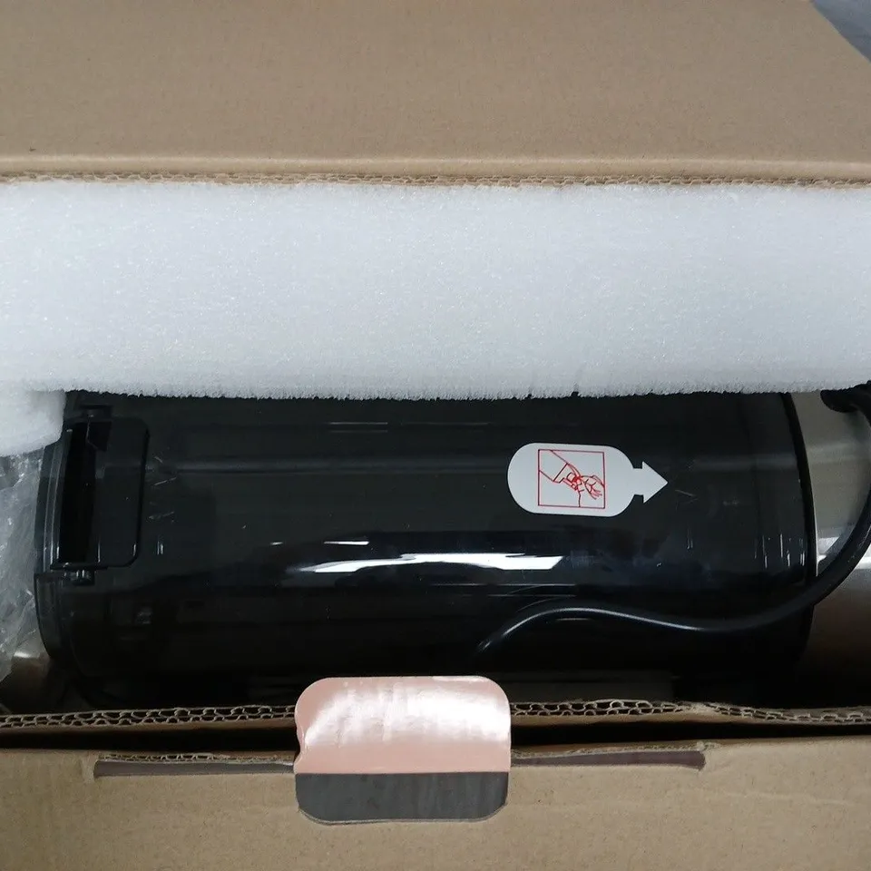 BOXED KLARSTEIN FUTURA ESPRESSO MAKER