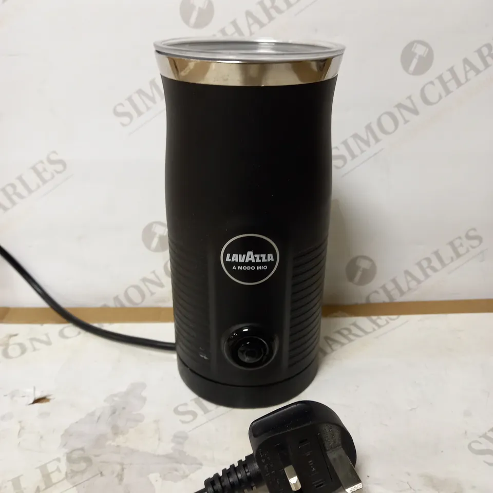 LAVAZZA MILK FROTHER 