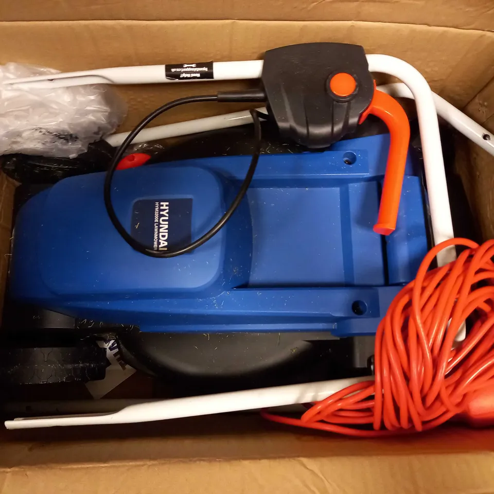 HYUNDAI HYM3200E LAWNMOWER