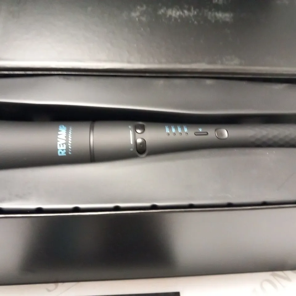 BOXED REVAMP PROFESSIONAL PROGLOSS HOLLYWOOD CURL AUTOMATIC ROTATING SYSTEM