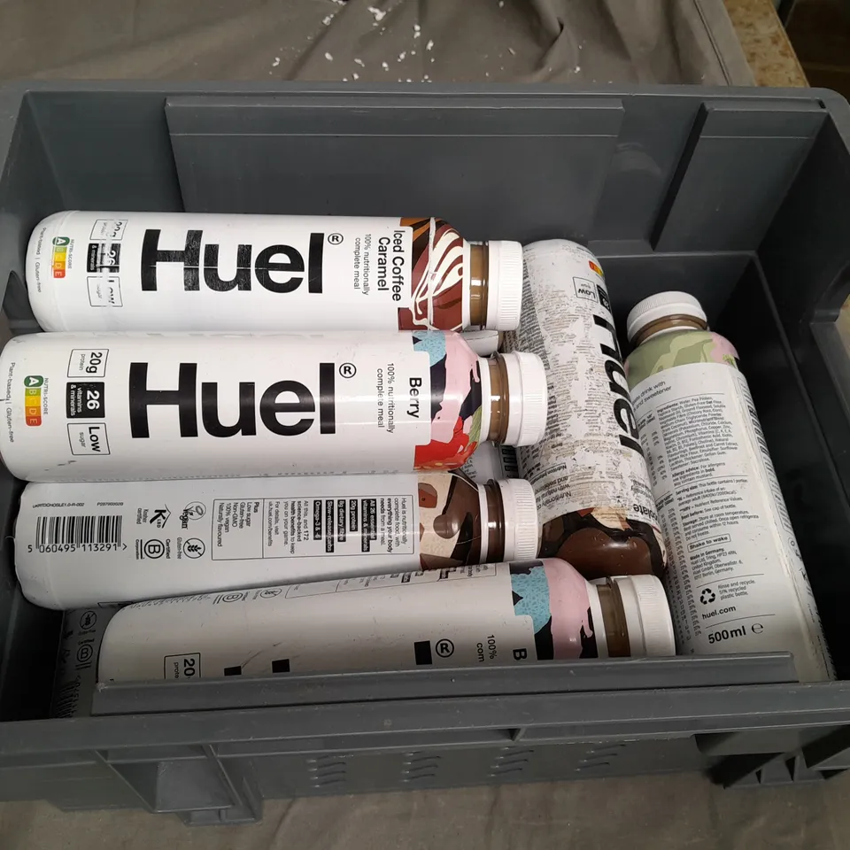 19 ASSORTED FOOD ITEMS TO INCLUDE HUEL FOOD DRINK IN ASSORTED FLAVOURS, MANUKA HONEY (70MGO) AND AYMES ACTAGAIN VANILLA MEAL DRINK - COLLECTION ONLY