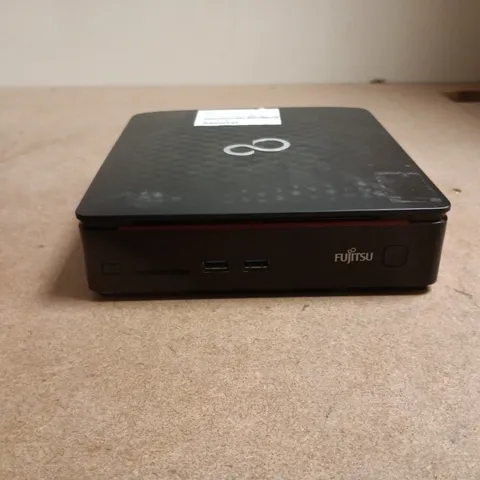 FUJITSU ESPRIMO Q520 MINI PC
