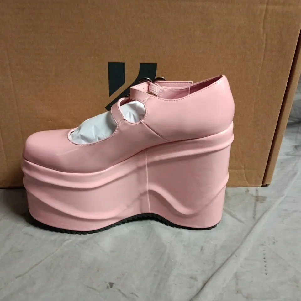 BOXED PAIR OF KOI GOOD FRIDAY PRINCESS SHOES IN PINK - UK 5