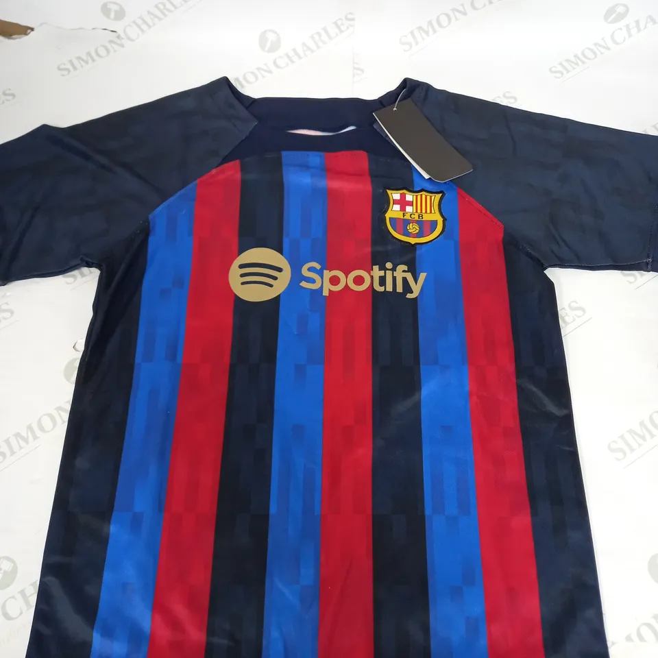 FC BARCELONA FULL HOME KIT WITH LEWANDOWSKI 9 SIZE 26