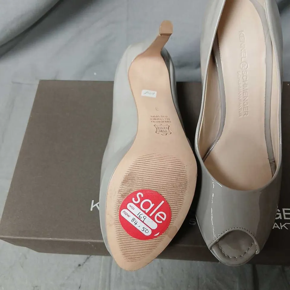 KENNEL & SCHMENGER GREY PATENT LEATHER PLATFORM PEEP-TOE HIGH HEELS (BOXED)