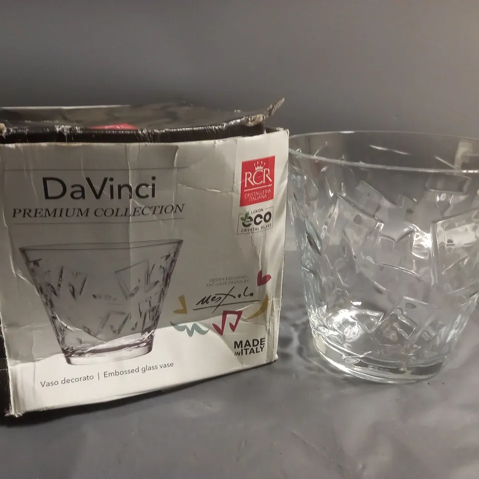 BOXED CRISTALLERIA ITALIANA DA VINCI EMBOSSED VASE - COLLECTION ONLY