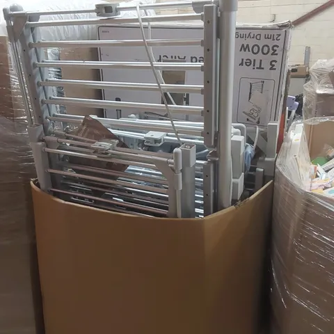 PALLET CONTAINING A LARGE QUANTITY OF ASSORTED HEATED CLOTHES AIRERS