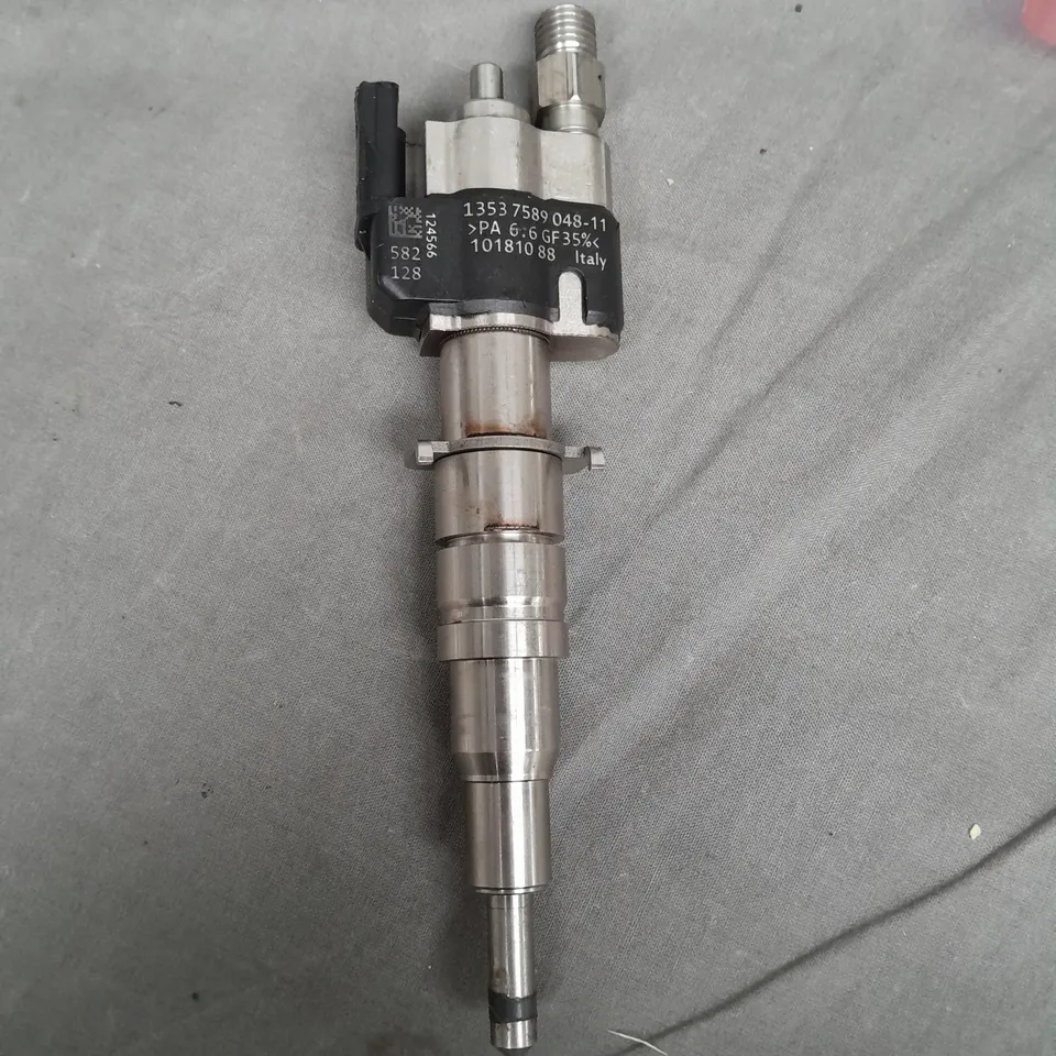 SIMENS VOD FUEL INJECTORS 1353 7589 048-11