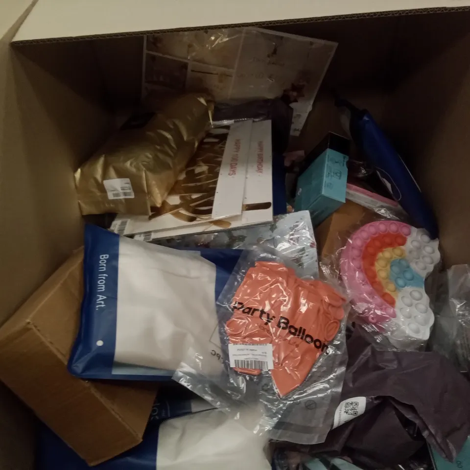 PALLET OF ASSORTED ITEMS INCLUDING SLIME BAFF, BROWN BEAR LIMESCALE REMOVER, FACE MASKS, FOOL ON THE HILL BOOK, HAPPY BIRTHDAY BANNER, CHRISTMAS WRAPPING PAPER 