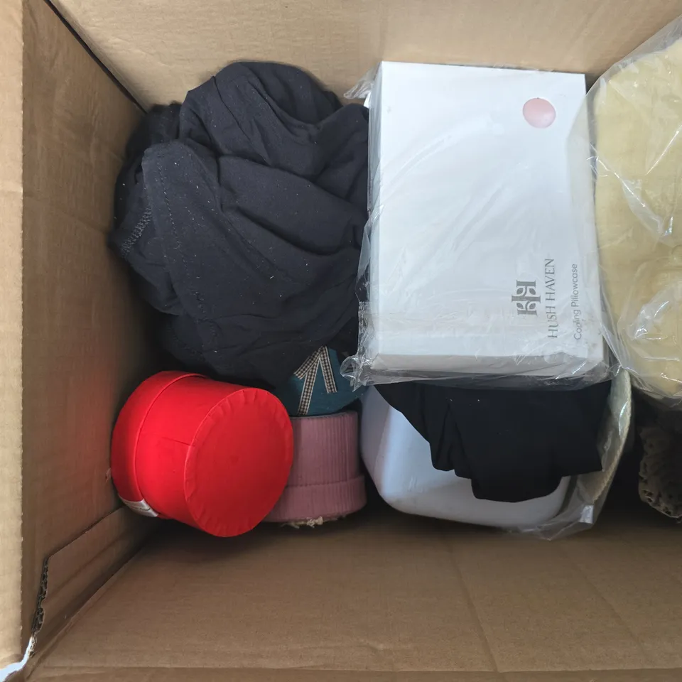 BOX OF APPROXIMATELY 15 ASSORTED ITEMS