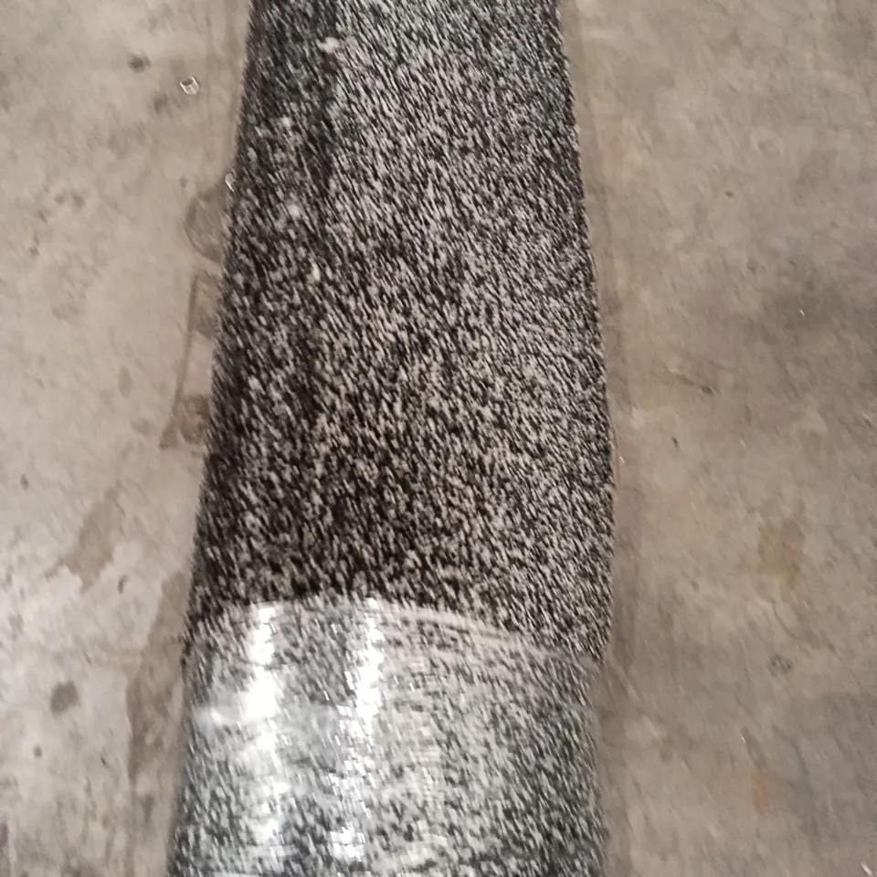 ROLL OF ALASKA GRANITE BLACK APPROX SIZE: 1.65M X 4M