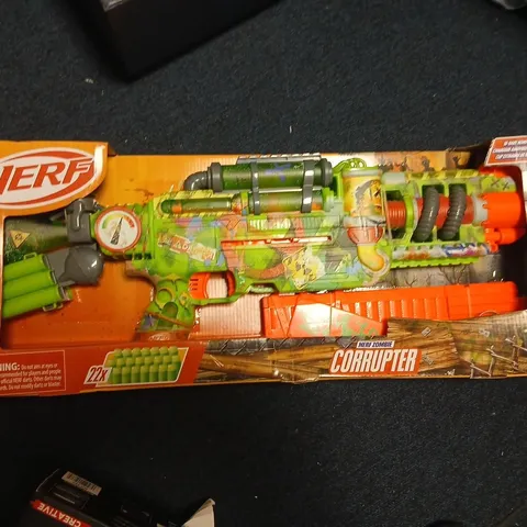 NERF ZOMBIE CORRUPTER BLASTER WITH 22 DARTS – BOXED