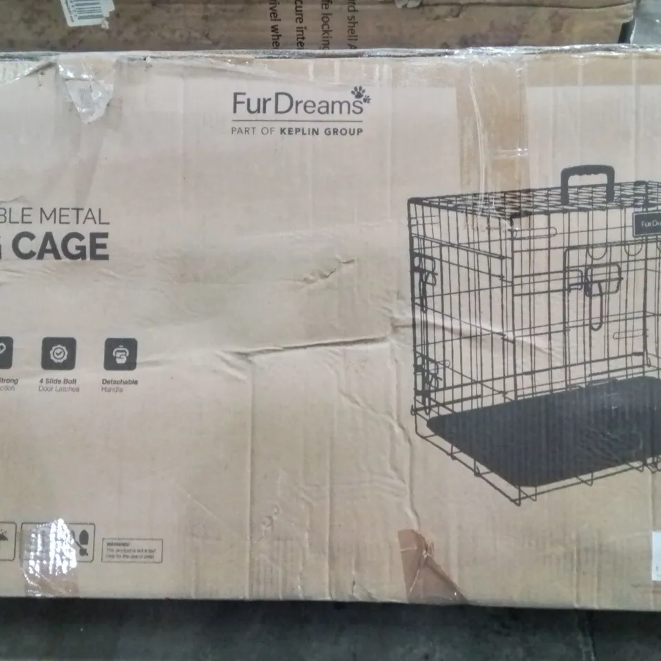 BOXED FURDREAMS FOLDABLE METAL DOG CAGE