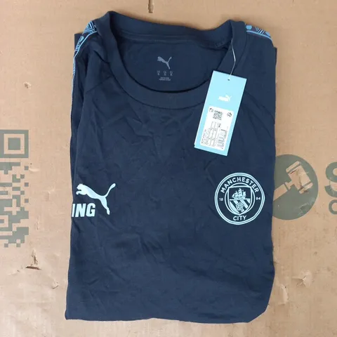 PUMA MANCHESTER CITY KING SHORT SLEEVE T-SHIRT IN NAVY SIZE XL