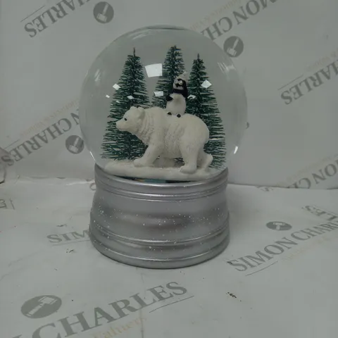 BOXED SANTA EXPRESS CHRISTMAS CHARACTER MUSICAL WATER SPINNER POLAR BEAR