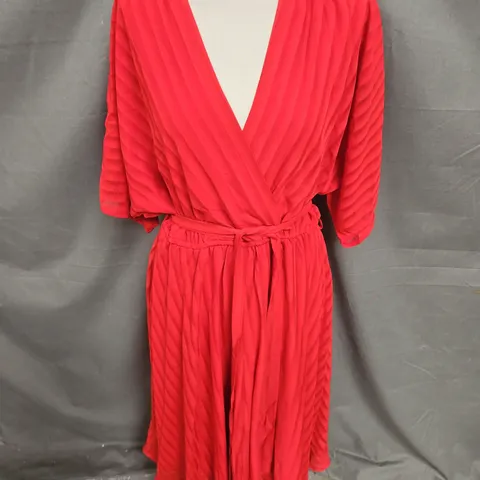 APRICOT SELF STRIPE TIE WAIST HANKYHEM DRESS IN RED SIZE XXL