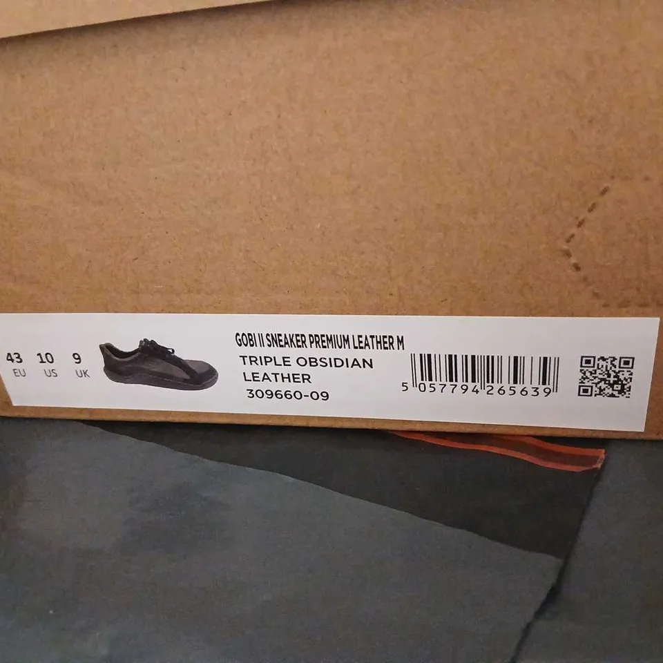 VIVOBAREFOOT GOBI II SNEAKER – PREMIUM LEATHER, TRIPLE OBSIDIAN LEATHER, UK 9 (EU 43)