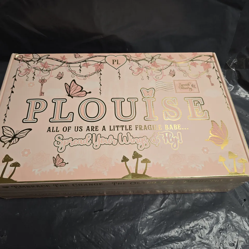 BOXED PLOUISE ALL OF US ARE A LITTLE BIT FRAGILE BABE SPREAD YOUR WINGS AND FLY GIFT SET