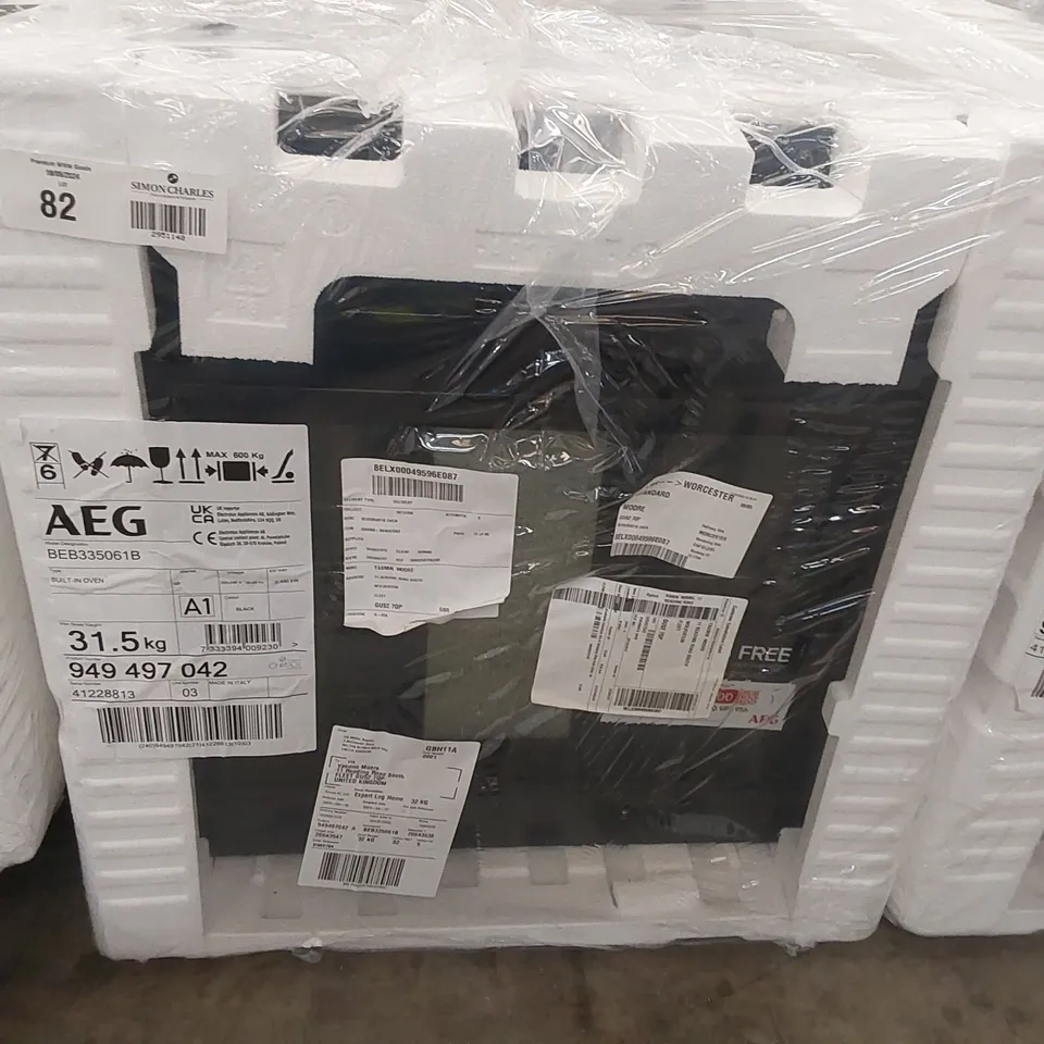  AEG BEB335061B 6000 SURROUNDCOOK BUILT-IN ELECTRIC SINGLE OVEN, BLACK, A+ RATED