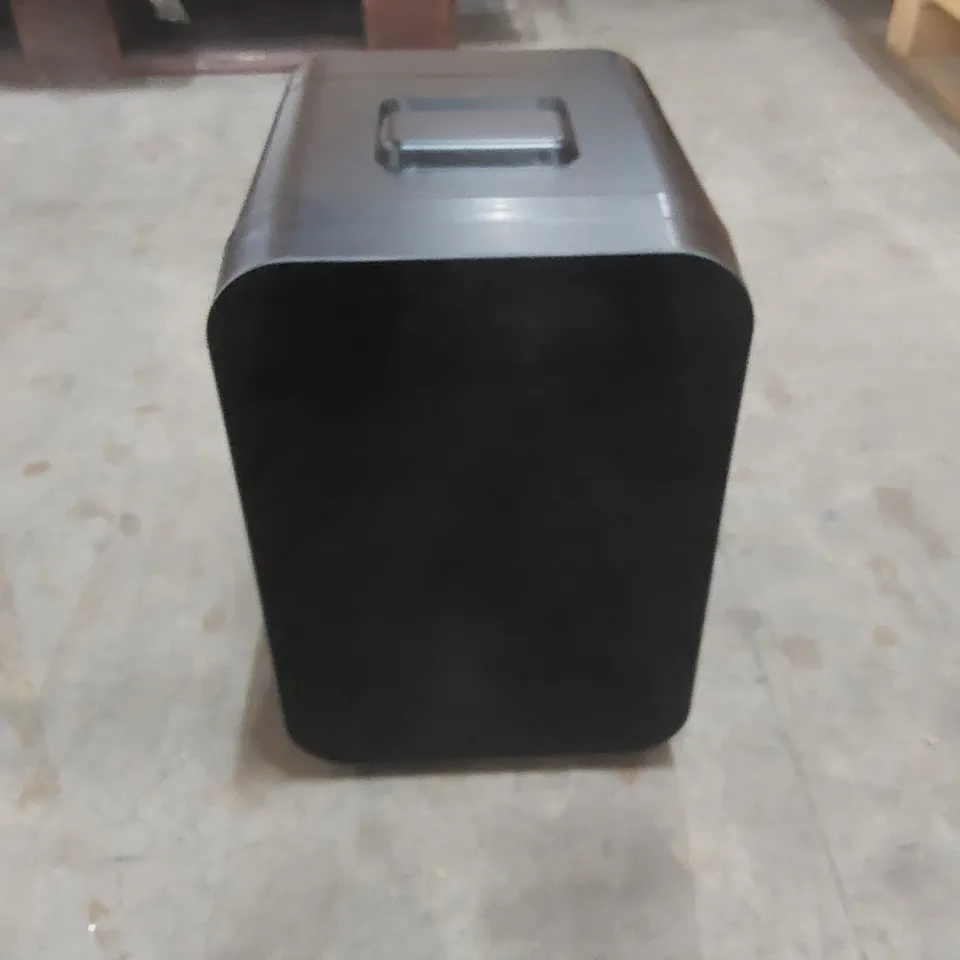 BLACK MINI FRIDGE 