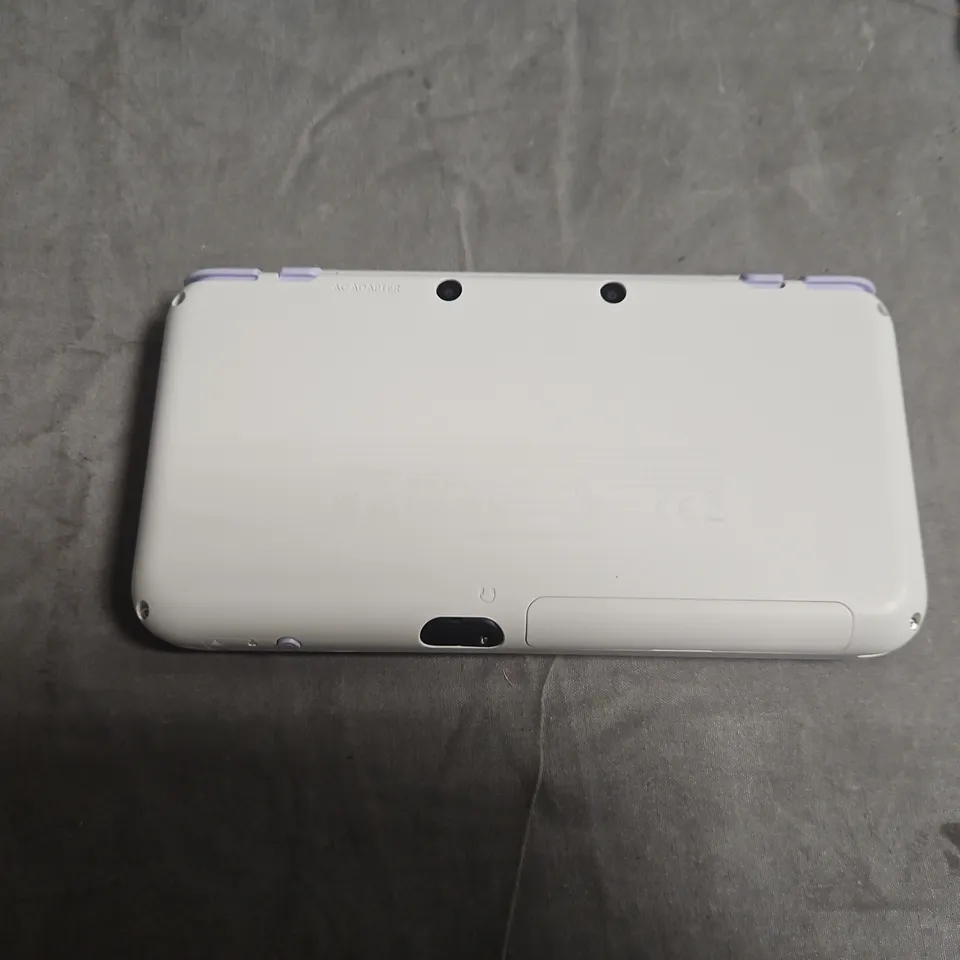 UNBOXED NINTENDO 3DS IN WHITE/PURPLE - JAN-001