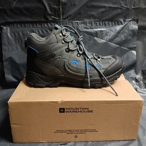 MOUNTAIN WAREHOUSE MEN'S HIKING BOOTS – GREY/BLACK WITH BLUE EYELETS SIZE 8