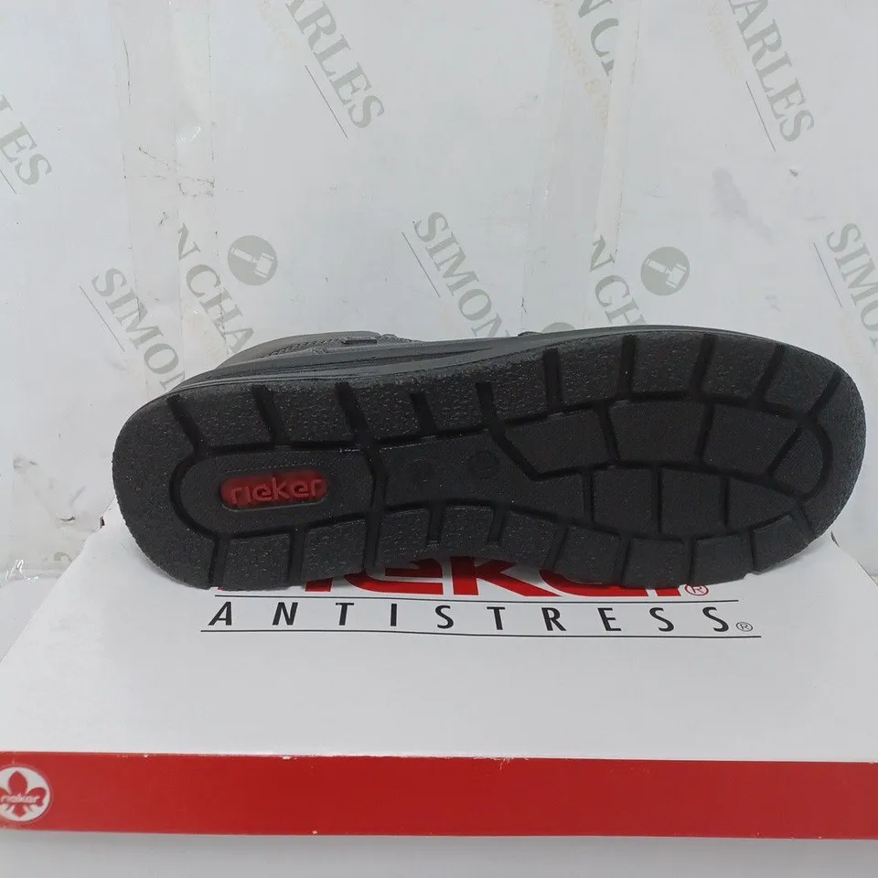 BOXED PAIR OF RIEKER WATER RESISTANT BOOTS IN BLACK SIZE 7.5 