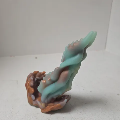 SILICONE MONSTER-INSPIRED TEXTURED SEX TOY 
