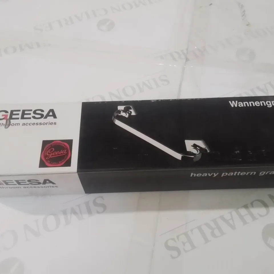 BOXED GEESA HEAVY PATTERN GRAB RAIL
