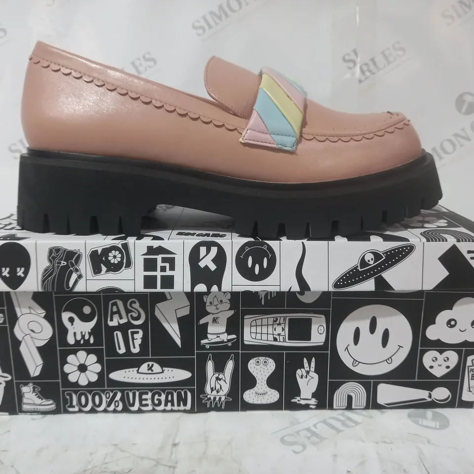 BRAND NEW BOXED PAIR OF KOI VEGAN LEATHER FIELD OF FLUFFS LOAFERS IN PINK UK SIZE 7