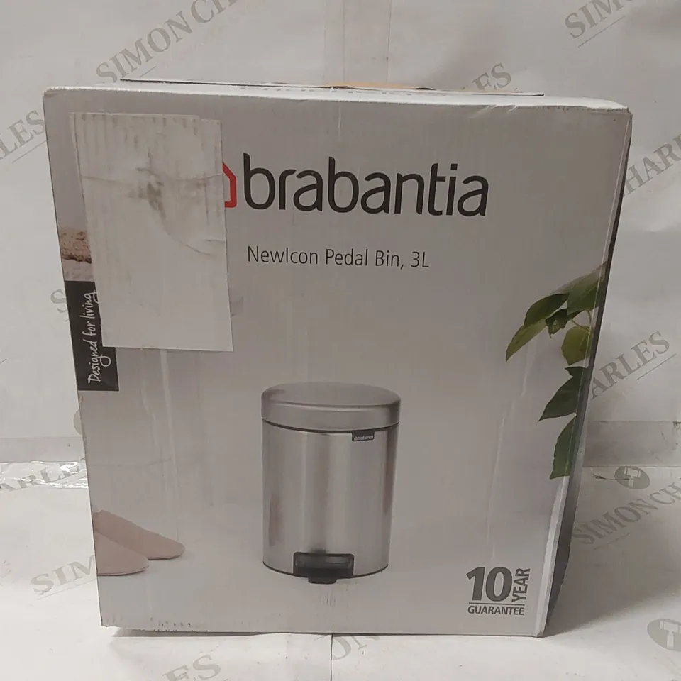 BOXED BRABANTIA NEWICON 3 LITRE SOFT CLOSING PEDAL BIN (1 BOX)