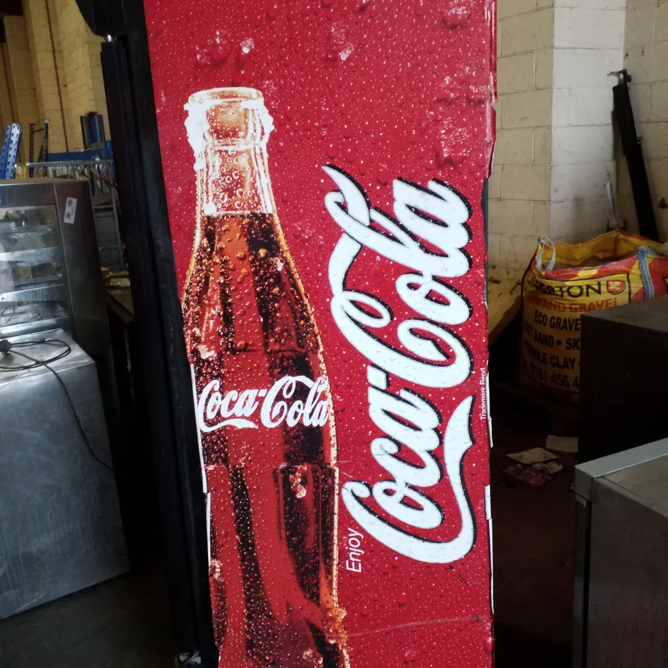 TRUE GLASS DOOR COCA COLA DISPLAY FRIDGE