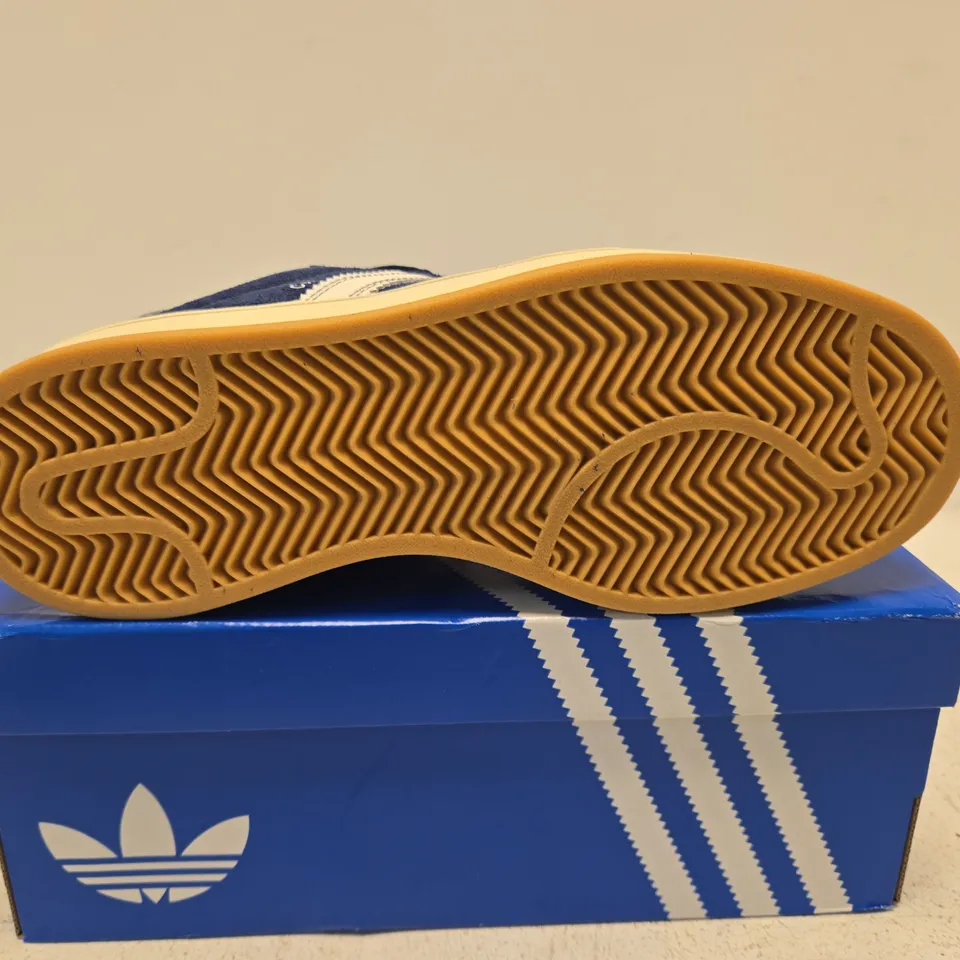 BOXED PAIR OF WOMENS ADIDAS CAMPUS 00'S TRAINERS - UK SIZE 8