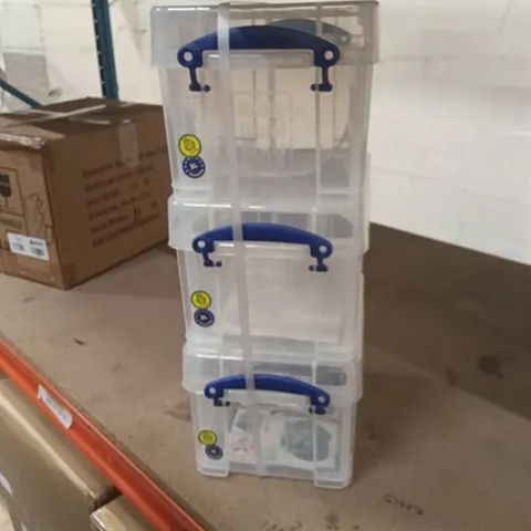 SET OF 3 PLASTIC CONTAINER BOXES ( SMALL )