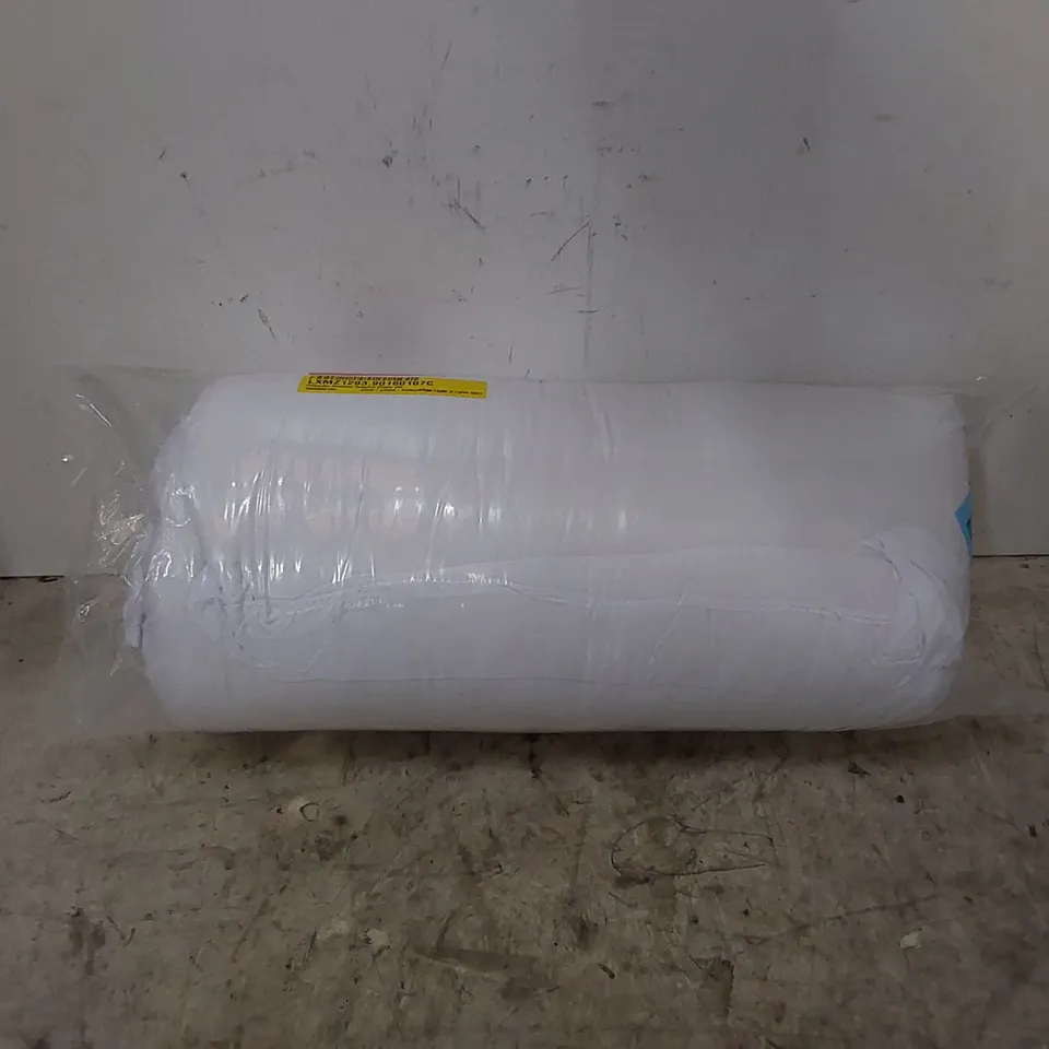 BAGGED POLYESTER MEDIUM SUPPORT PILLOW 