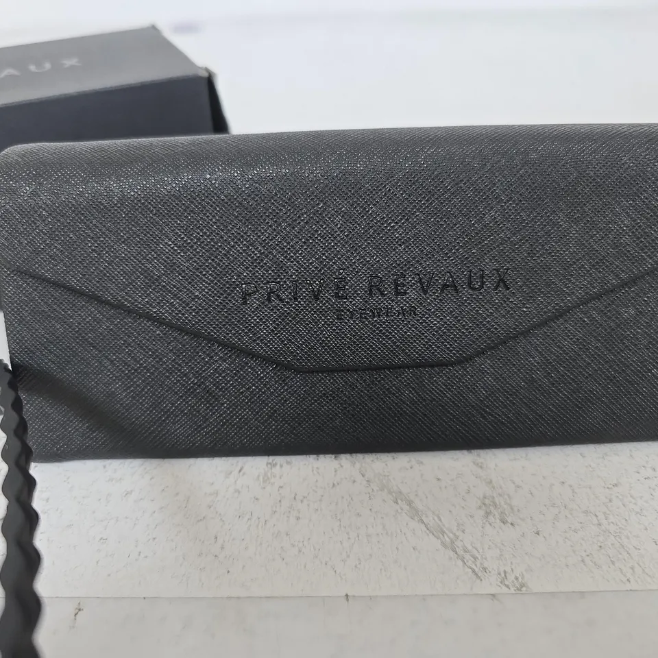 PRIVÉ REVAUX EYEWEAR SUNGLASSES – BLACK FRAME