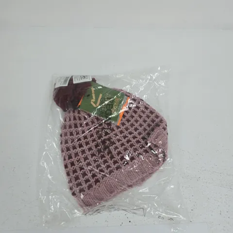 REGATTA DALARY HAT – BURGUNDY KNIT BEANIE
