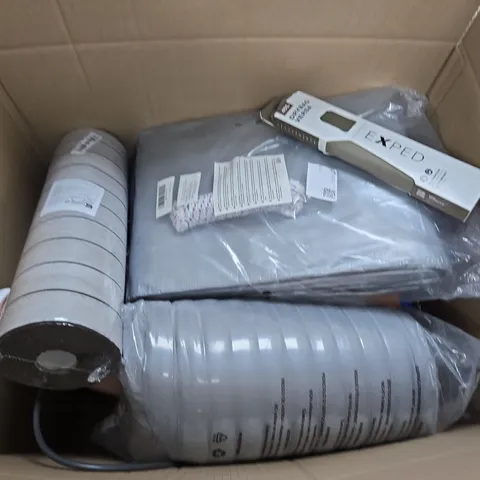 APPROXIMATELY 15 ASSORTED HOUSEHOLD PRODUCTS TO INCLUDE THROWS, DRYBAG AND HOOVER PARTS