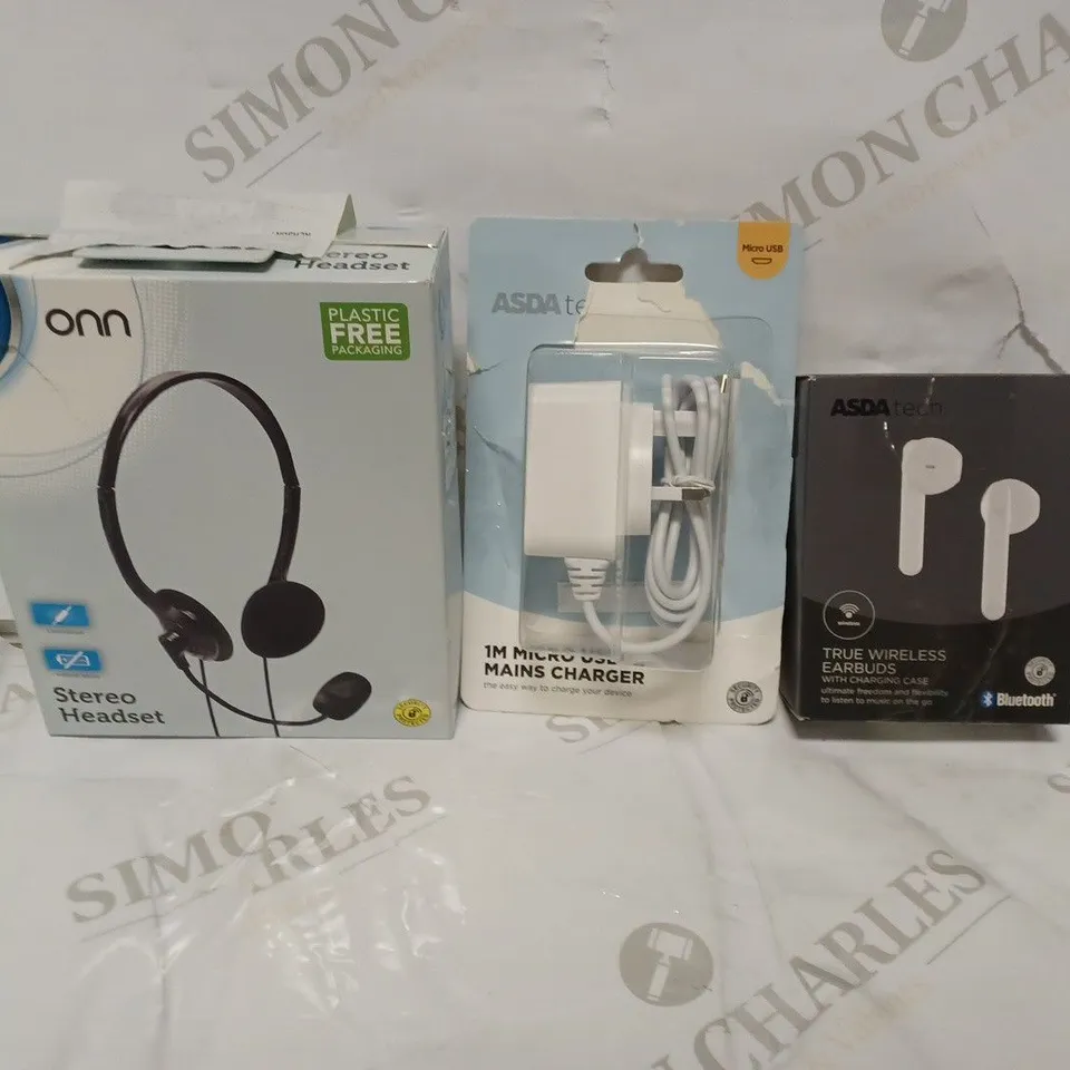 BOX OF APPROXIMATELY 32 ASSORTED ELECTRICALS TO INCLUDE STEREO HEADSET, MICRO USB MAINS CHARGER, TRUE WIRELESS EARBUDS IN WHITE, ETC