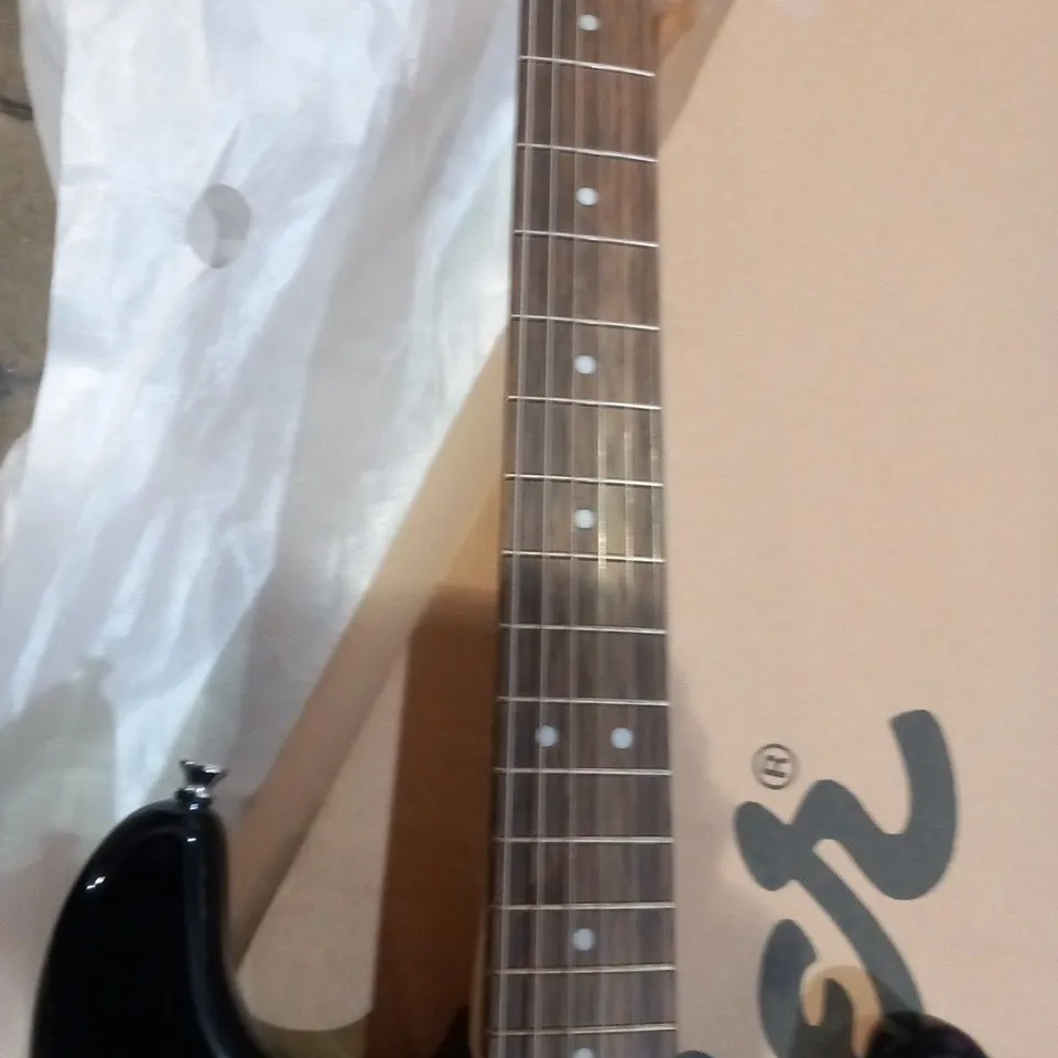 FENDER SQUIER STRATOCASTER ELECTRIC GUITAR COLLECTION ONLY