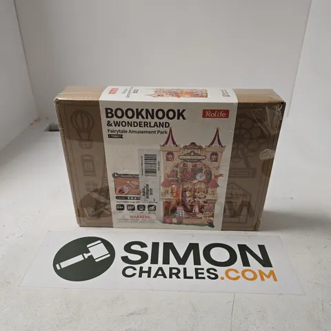 BOXED ROLIFE BOOKNOOK & WONDERLAND FAIRYTALE AMUSEMENT PARK TGB17