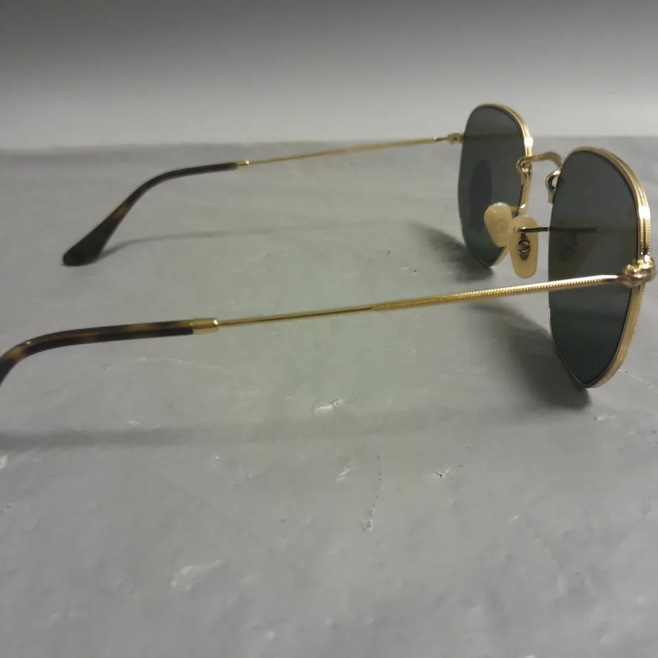 BOXED PAIR OF RAY BAN GLASSES WITH G-15 LENS