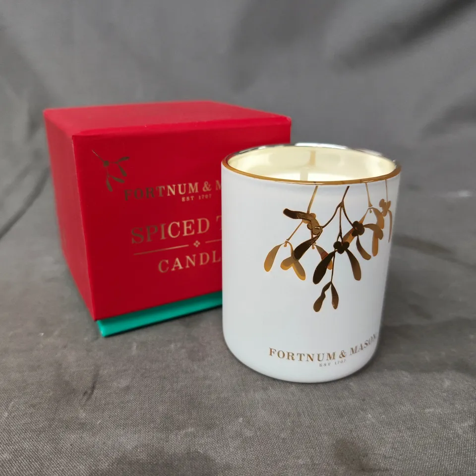 FORTNUM & MASON SPICED TEA CANDLE