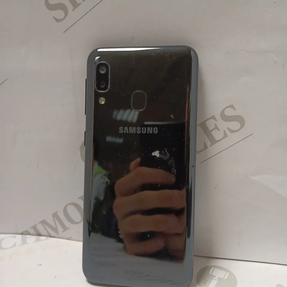 SAMSUNG GALAXY A20E MOBILE PHONE IN BLACK