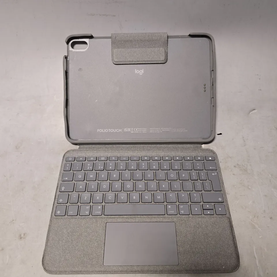 LOGITECH FOLIO TOUCH KEYBOARD CASE - GREY
